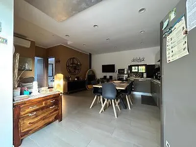 Lavinia Villa